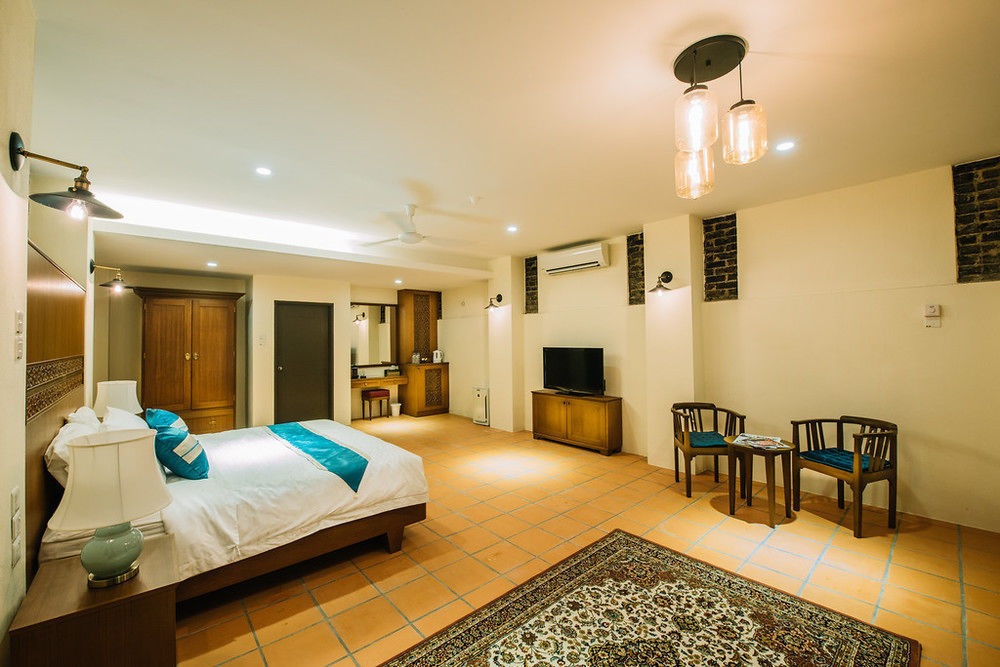 Botanica Mansion Balik Pulau Exterior foto
